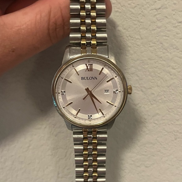 Bulova men’s Sutton watch white gold with diamonds - Picture 4 of 5